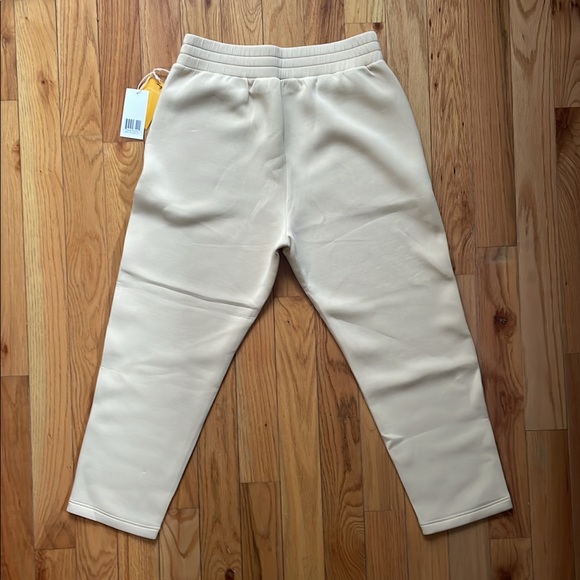 Leze the Label Kendal Pants in Oat - Picture 4 of 9